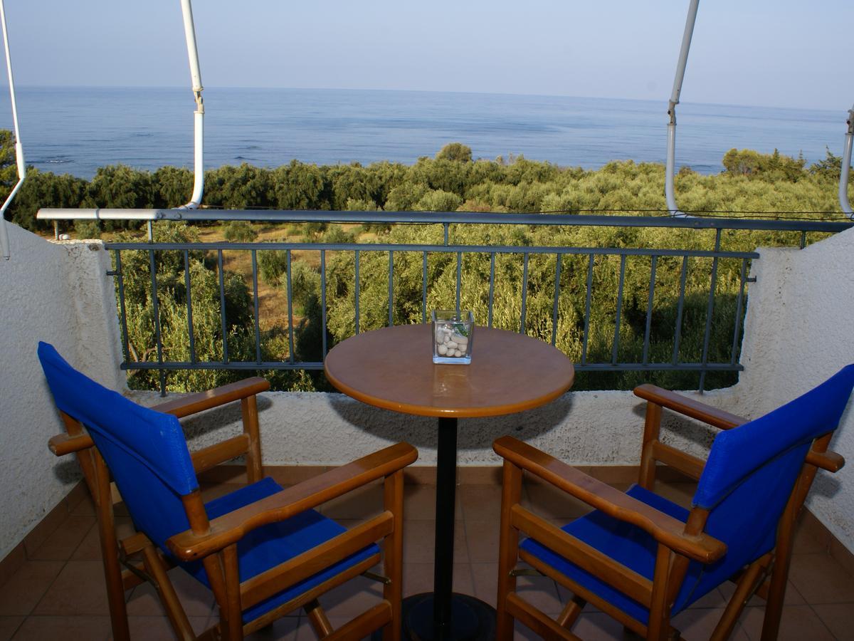 Ferouli Residence Riza  Экстерьер фото